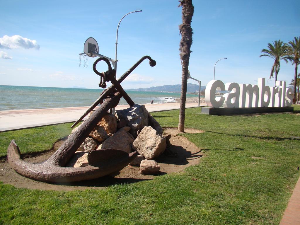 Apartamento Playa Esquirol กัมบริลส์ ภายนอก รูปภาพ